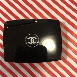 Eyeshadow Chanel